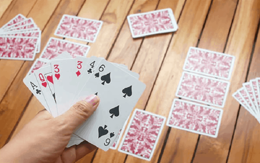 Chơi Sâm lốc online đầy cuốn hút và hấp dẫn