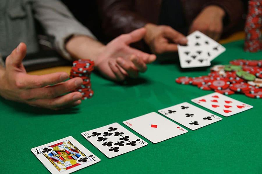 Những huyền thoại Poker - Tấm gương cho những ai đam mê trò chơi này