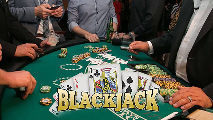 Sự tuân thủ về kỷ luật và yếu tố kinh nghiệm với người chơi Blackjack