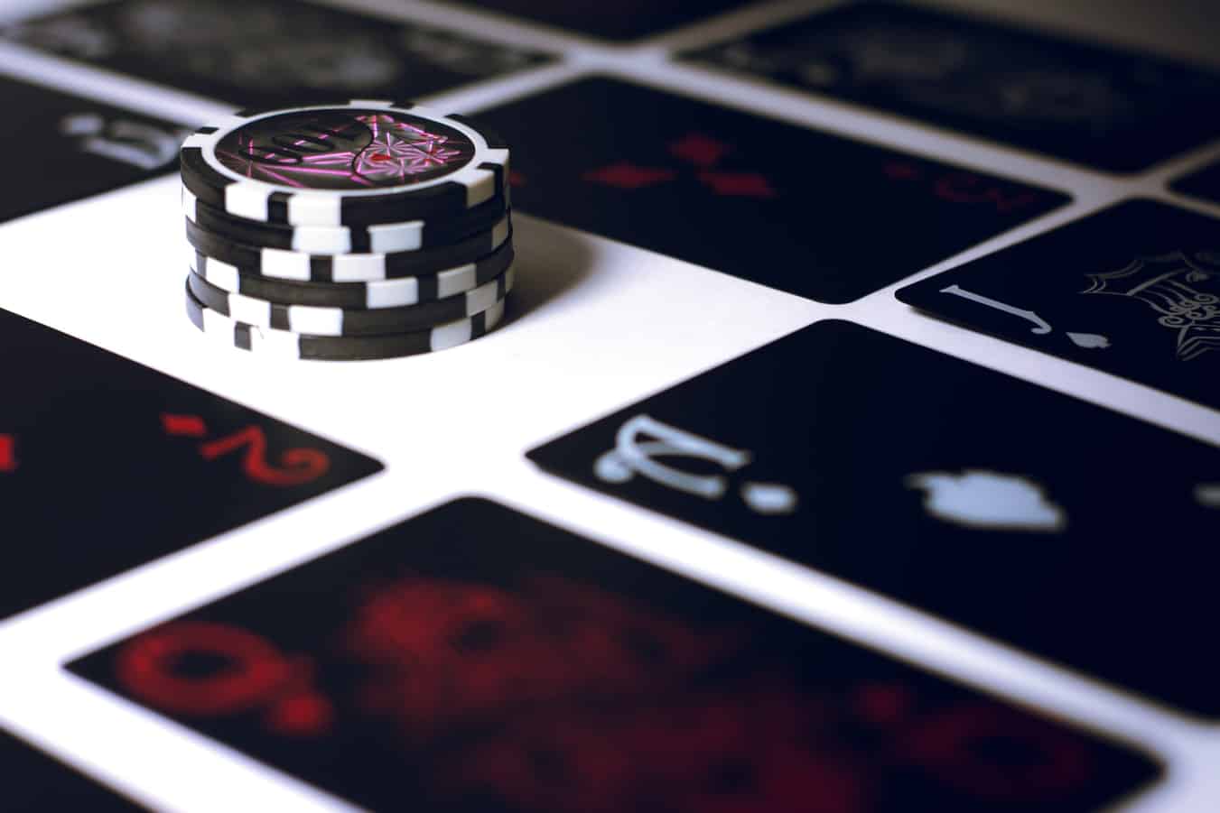 Phiên bản game bài Baccarat trực tuyến tốt nhất cho tiền thật là gì?