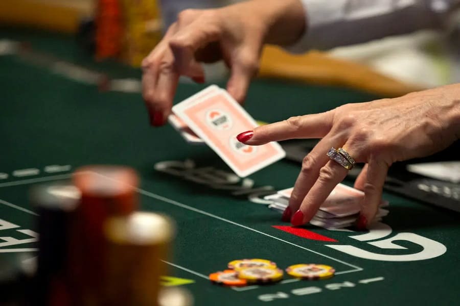 2 chiến lược chơi Blackjack cơ bản để các bạn chơi tốt nhất