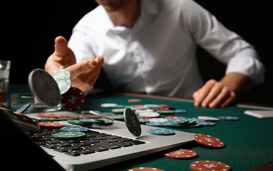 Những mẹo chơi có thể đơn giản nhưng vô cùng hiệu quả trong Blackjack